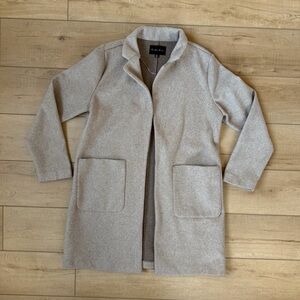 Hunter & Brown Women’s Beige Coat Long Winter Boho Preppy Contemporary Size M